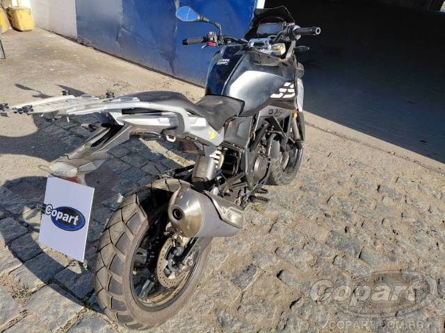 2023 BMW G 310 