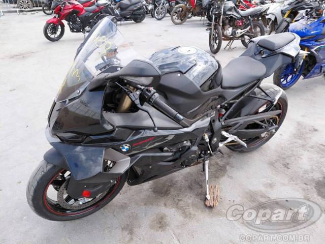 2026 BMW S 1000 
