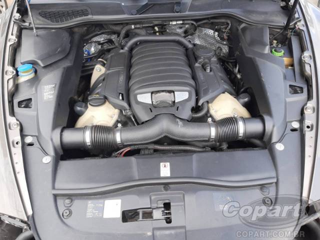 2012 PORSCHE CAYENNE 