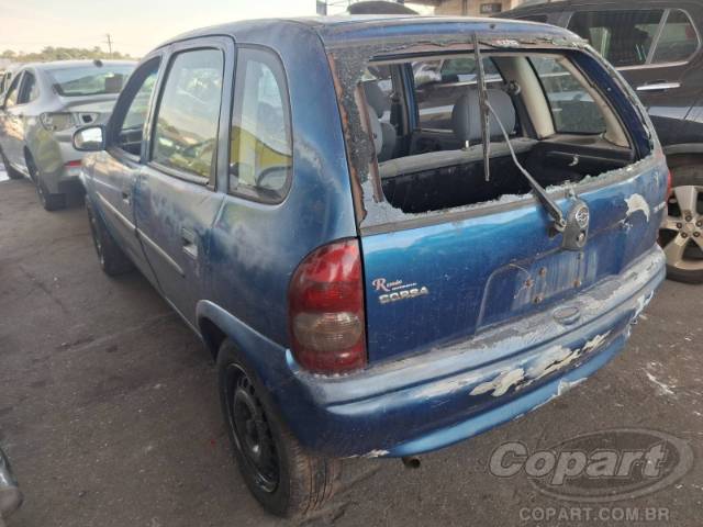 2001 CHEVROLET CORSA 