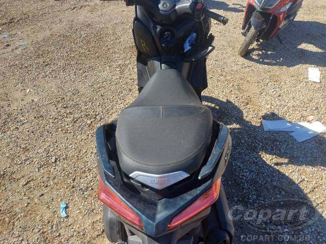 2024 YAMAHA XMAX 