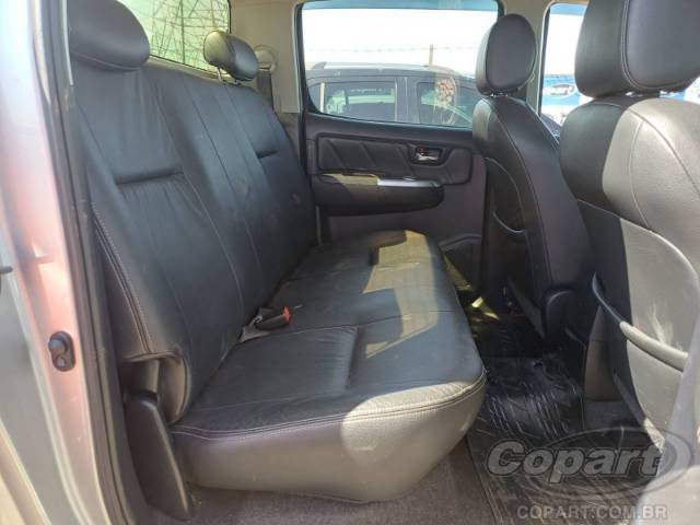 2015 TOYOTA HILUX CD 