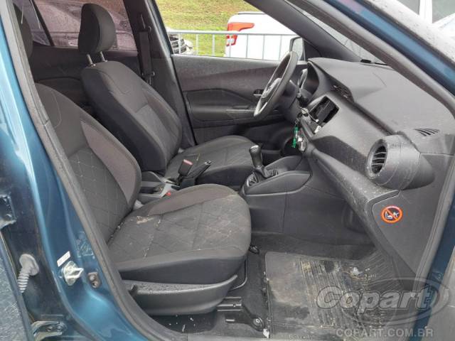 2019 NISSAN KICKS 