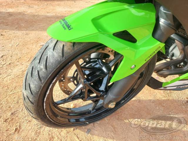 2025 KAWASAKI NINJA 500 