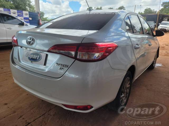 2024 TOYOTA YARIS SEDA 