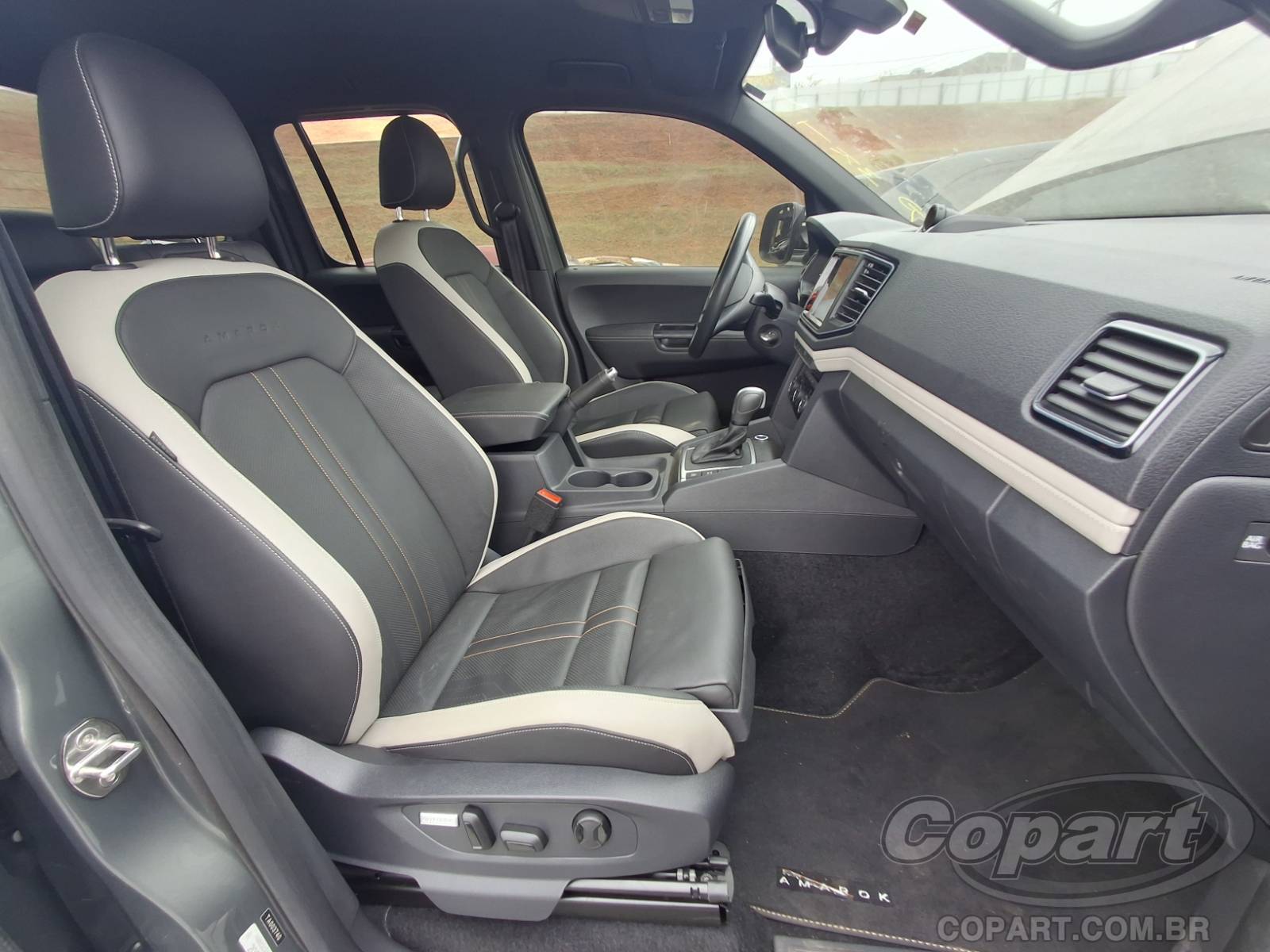 2026 VOLKSWAGEN AMAROK — foto 5 de 13