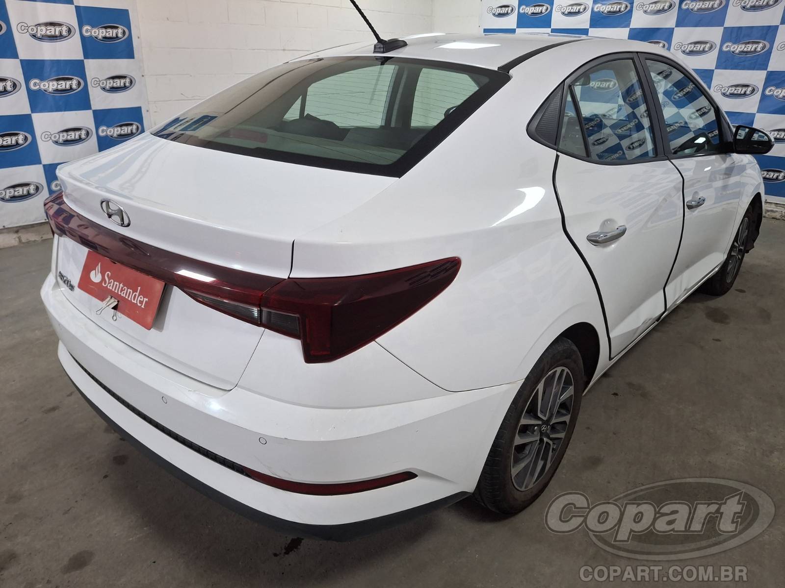 Foto 4: 2025 HYUNDAI HB20S