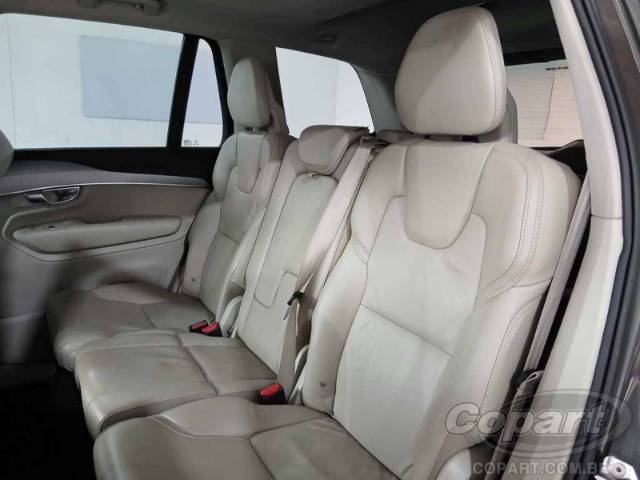 2020 VOLVO XC90 