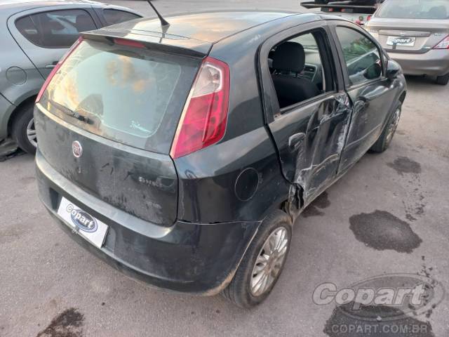 2011 FIAT PUNTO 