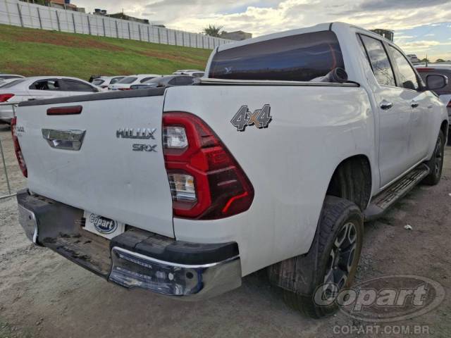 2024 TOYOTA HILUX CD 