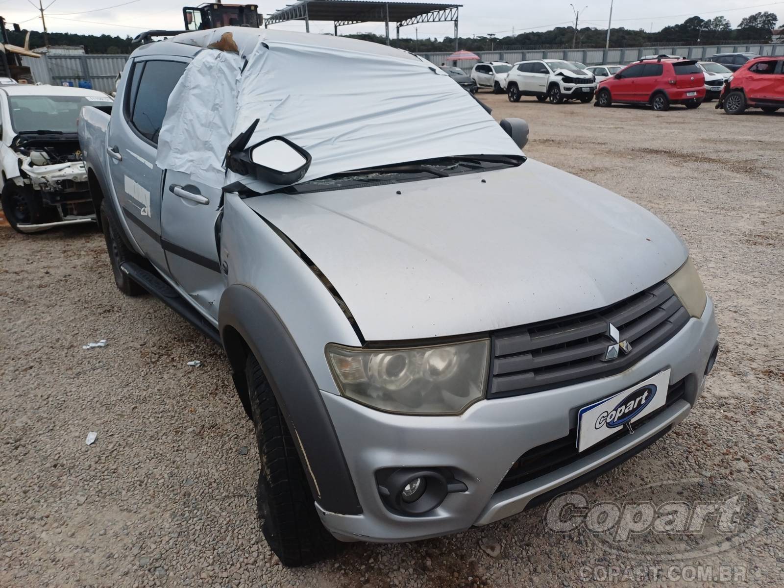 Veículo Mitsubishi L200 Mitsubishi L200 Triton 3.2 Turbo 2017 2017 em leilão