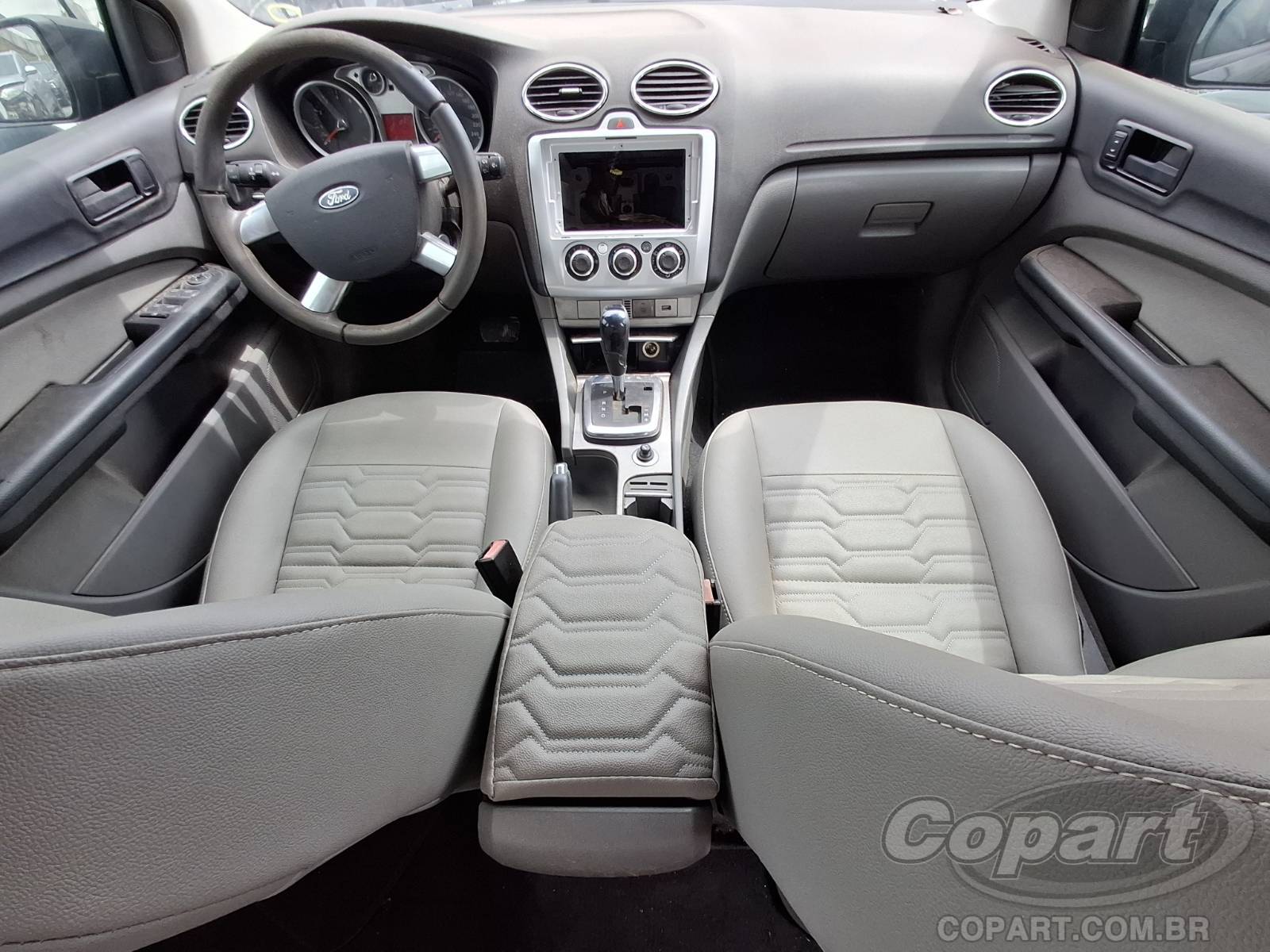 Foto 9 de 11: 2011 FORD FOCUS SEDAN
