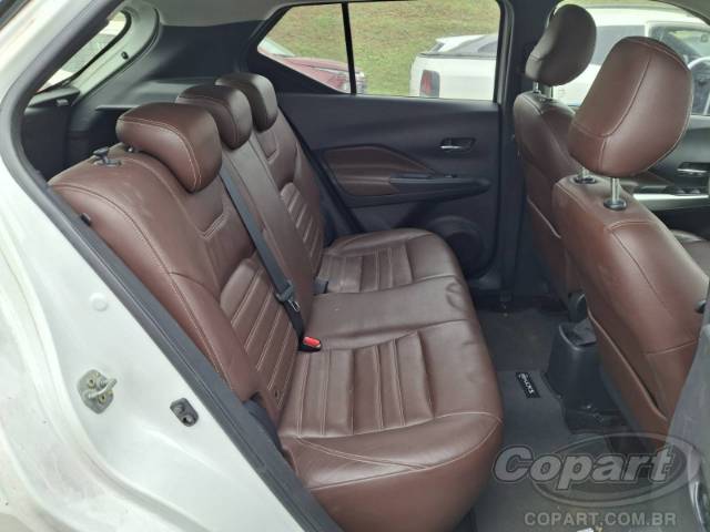 2018 NISSAN KICKS 