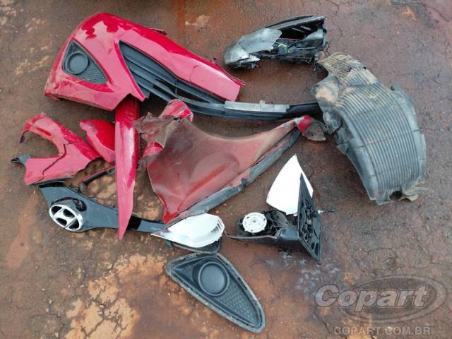 2015 HYUNDAI HB20 