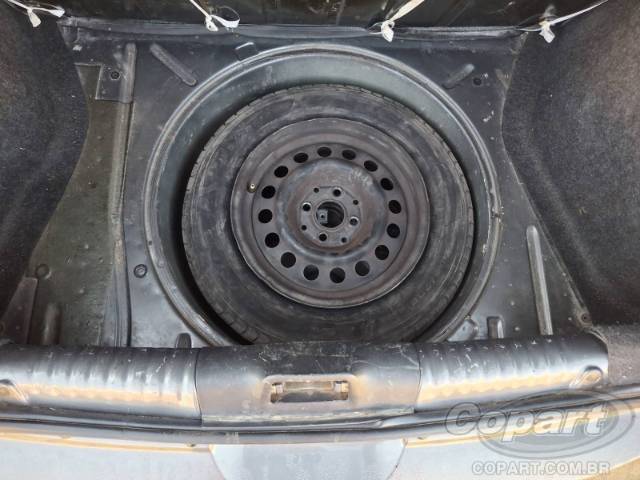 2011 VOLKSWAGEN GOL 