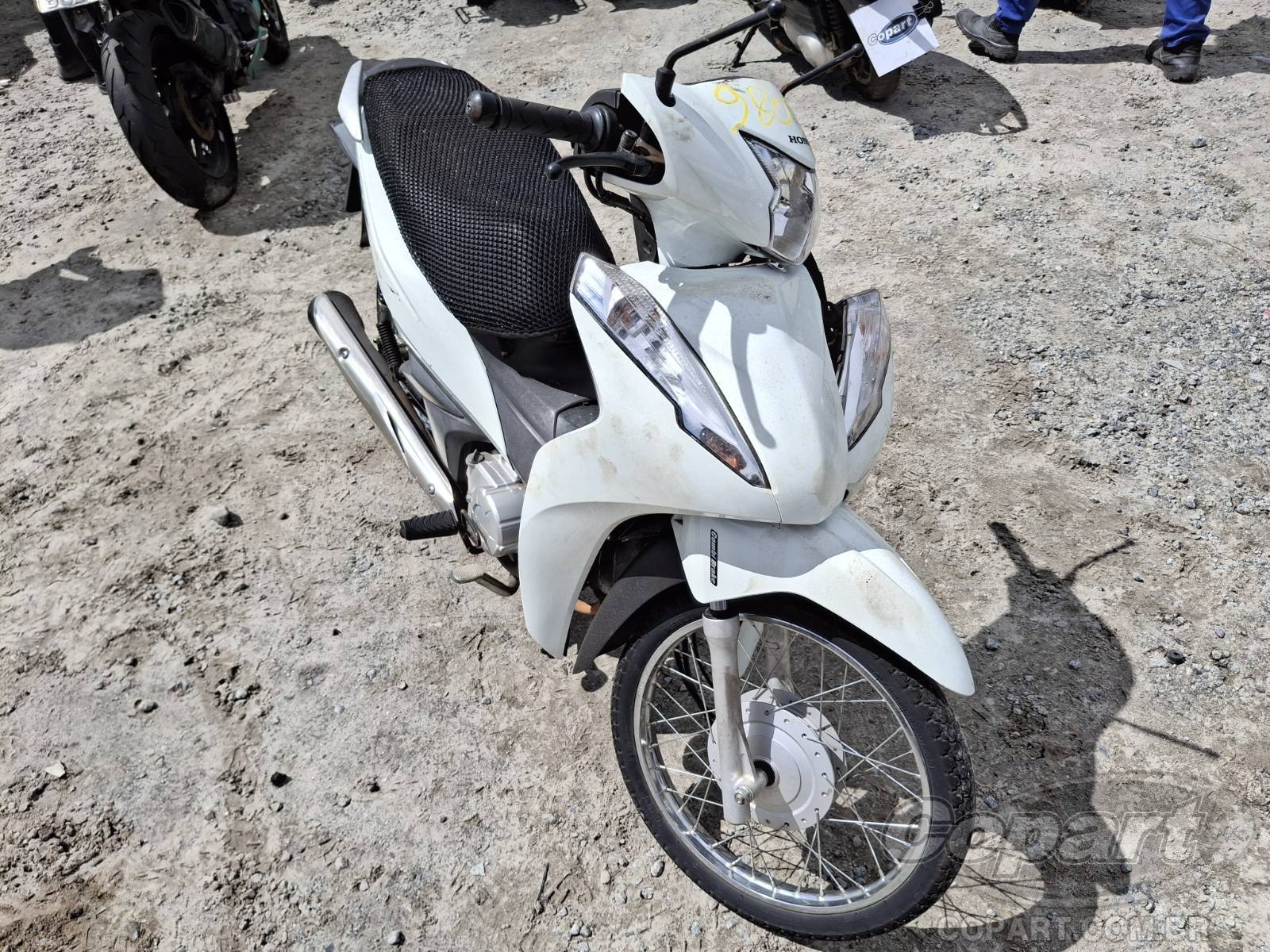 Veículo HONDA Biz Honda Biz 110i 2021 Médio Dano 2021 em leilão