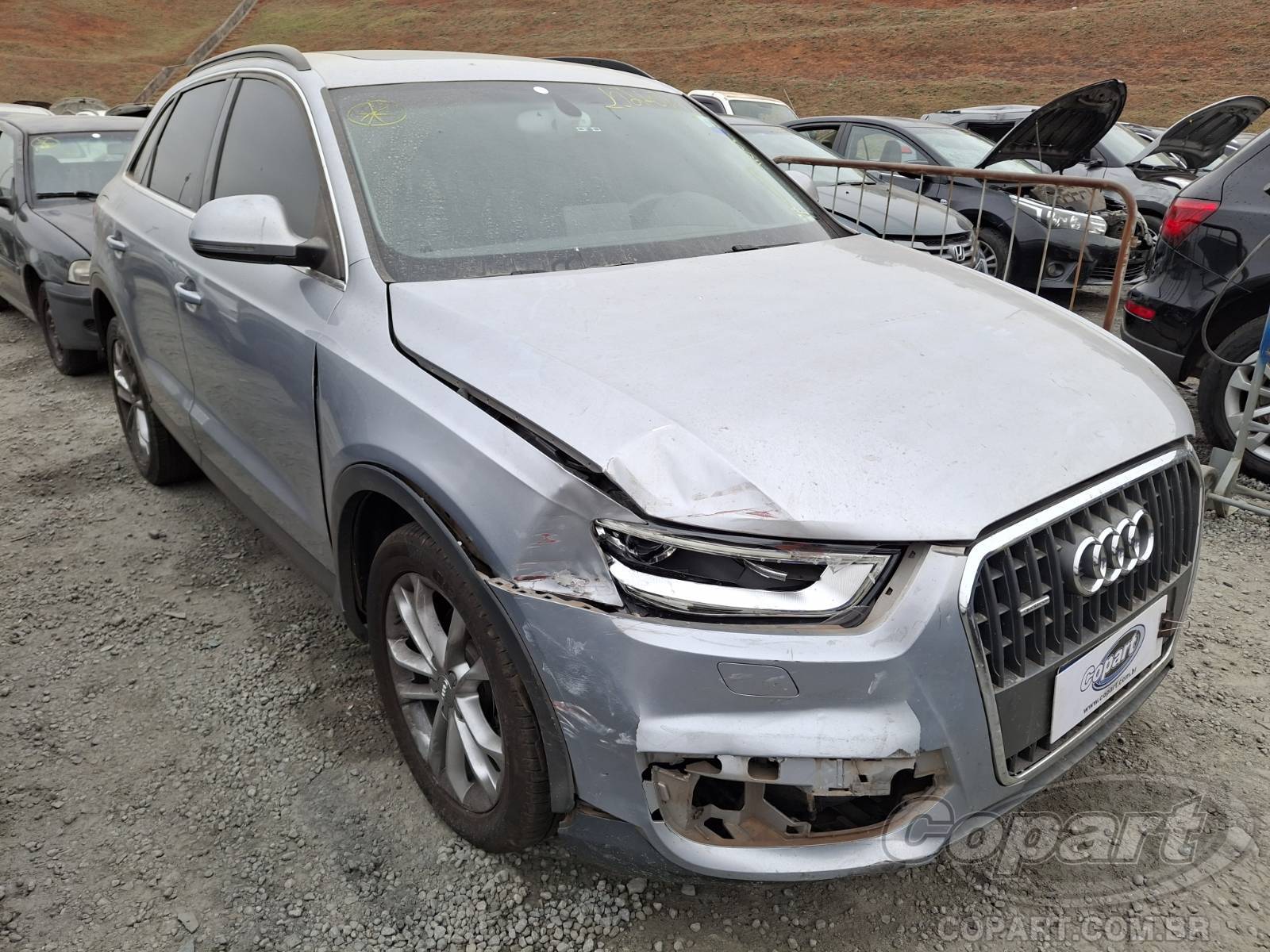 Veículo Audi Q3 AUDI Q3 Ambiente 170 2.0 16V TFSI Turbo 2015 2015 em leilão