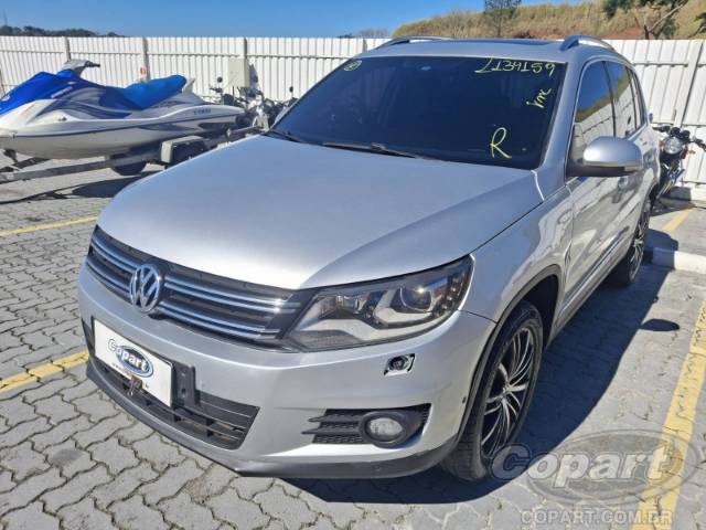 2012 VOLKSWAGEN TIGUAN 