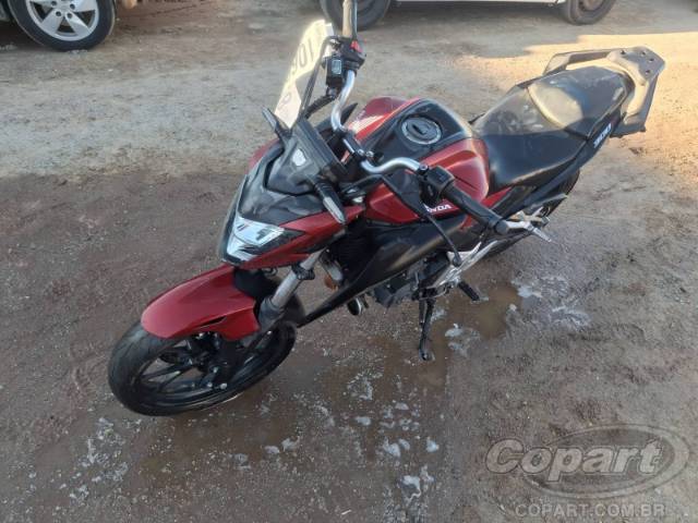 2025 HONDA CB 300F 