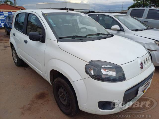 2016 FIAT UNO 