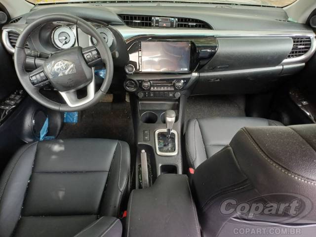 2025 TOYOTA HILUX CD 