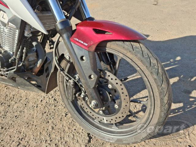 2026 HONDA CB 300F 