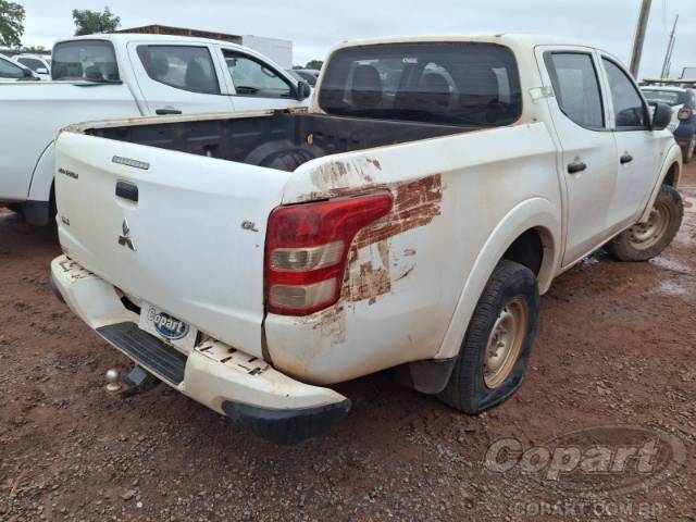2023 MITSUBISHI L200 TRITON 