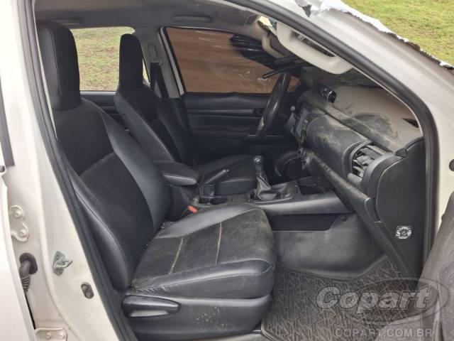 2022 TOYOTA HILUX CD 