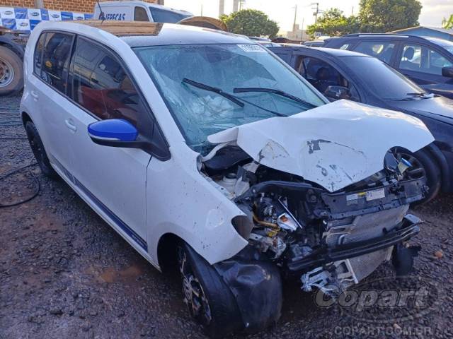 2017 VOLKSWAGEN UP 
