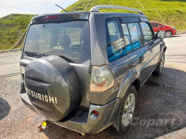 2013 MITSUBISHI PAJERO TR4 