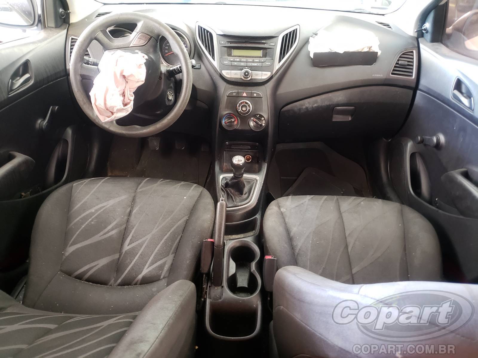 Foto 9 de 10: 2015 HYUNDAI HB20
