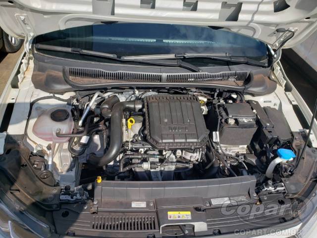 2024 VOLKSWAGEN POLO 