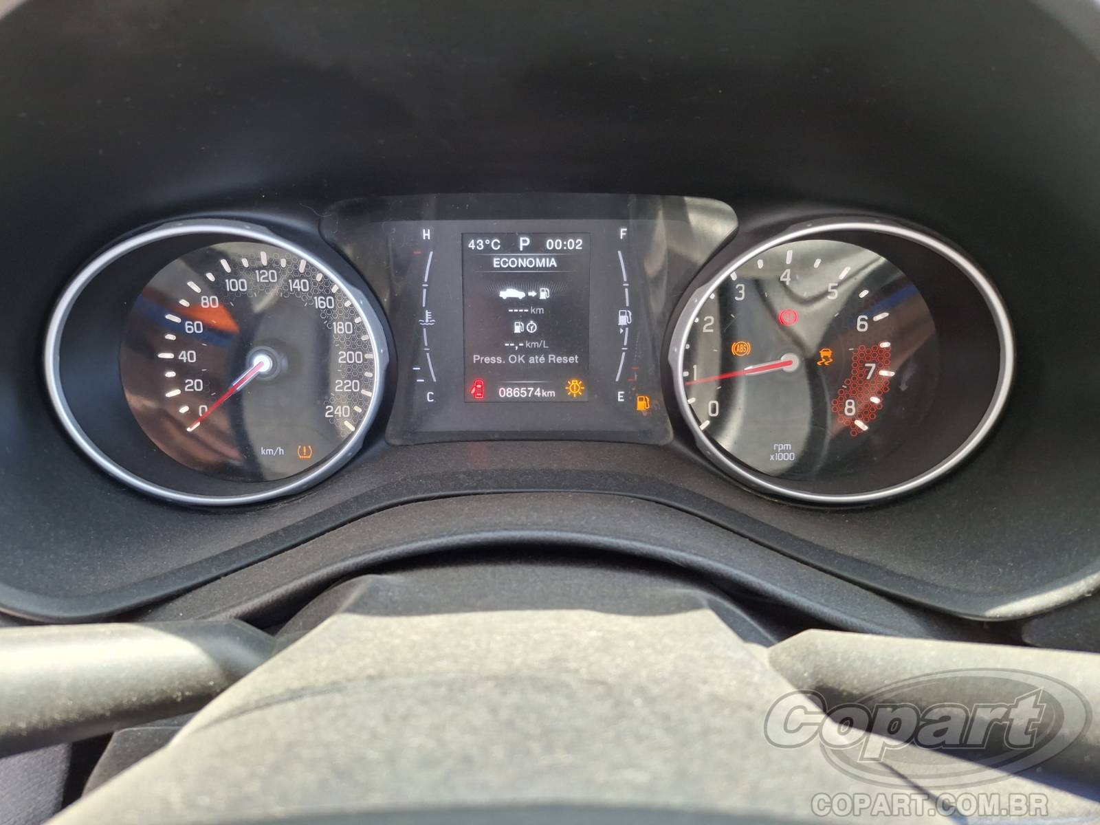 Foto 8 de 10: 2019 FIAT TORO