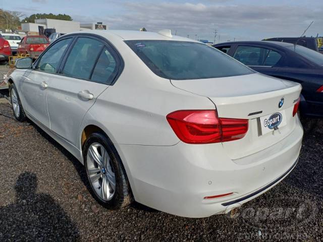 2016 BMW SERIE 3 