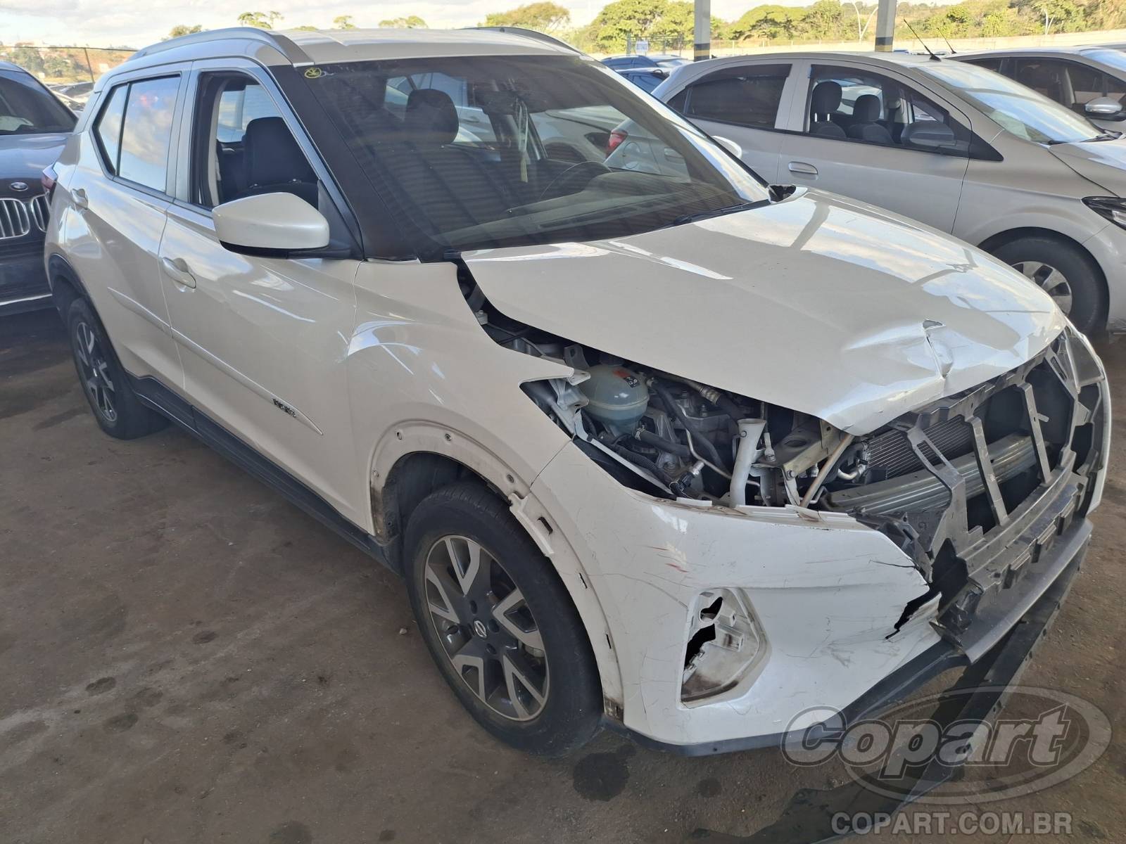 Nissan Kicks 2022 em leilão