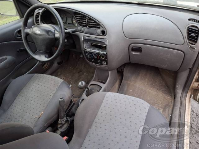 2010 FORD COURIER 