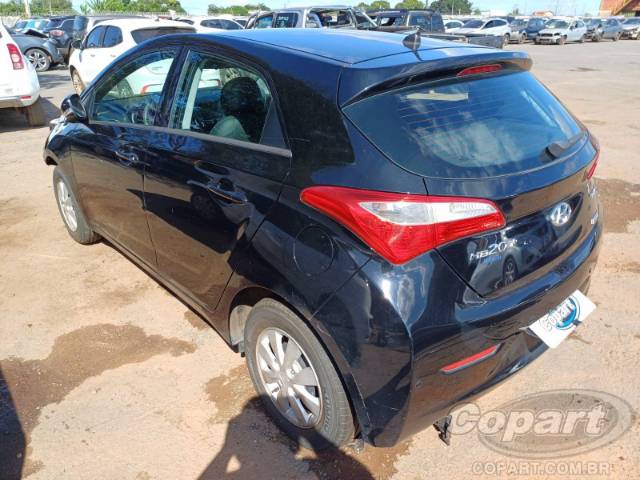 2015 HYUNDAI HB20 