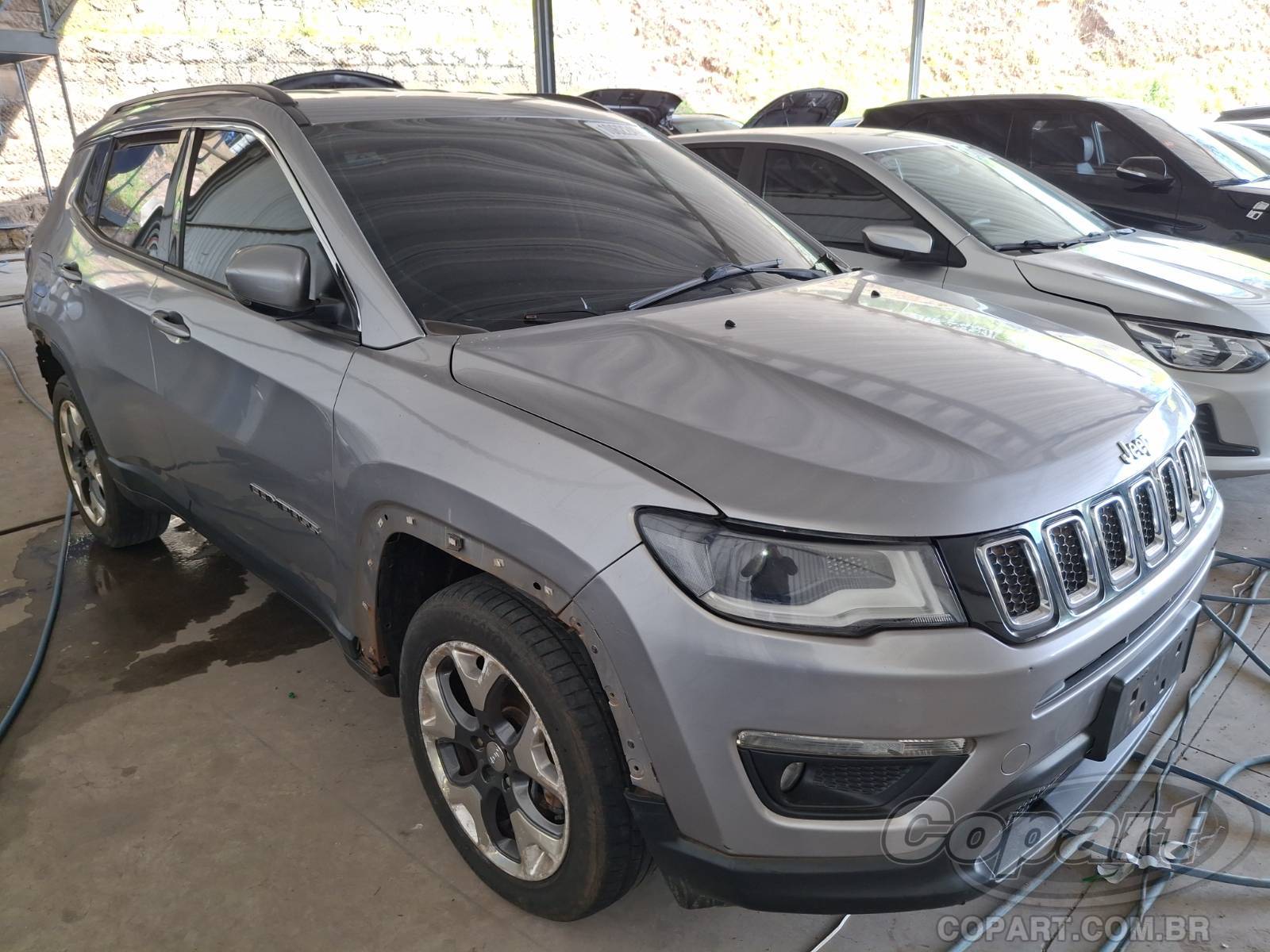 Veículo Fiat Compass JEEP COMPASS Longitude 2.0 16V Tigershark 2019 em leilão