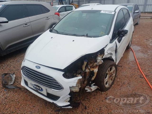 2015 FORD FIESTA 