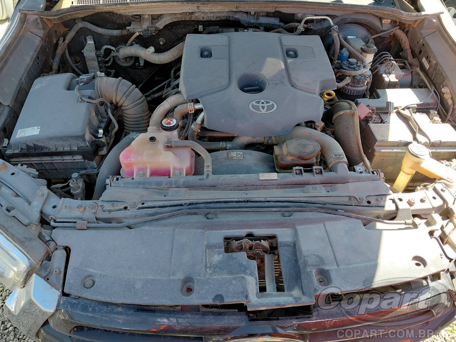 Foto 7 de 12: 2025 TOYOTA HILUX CD