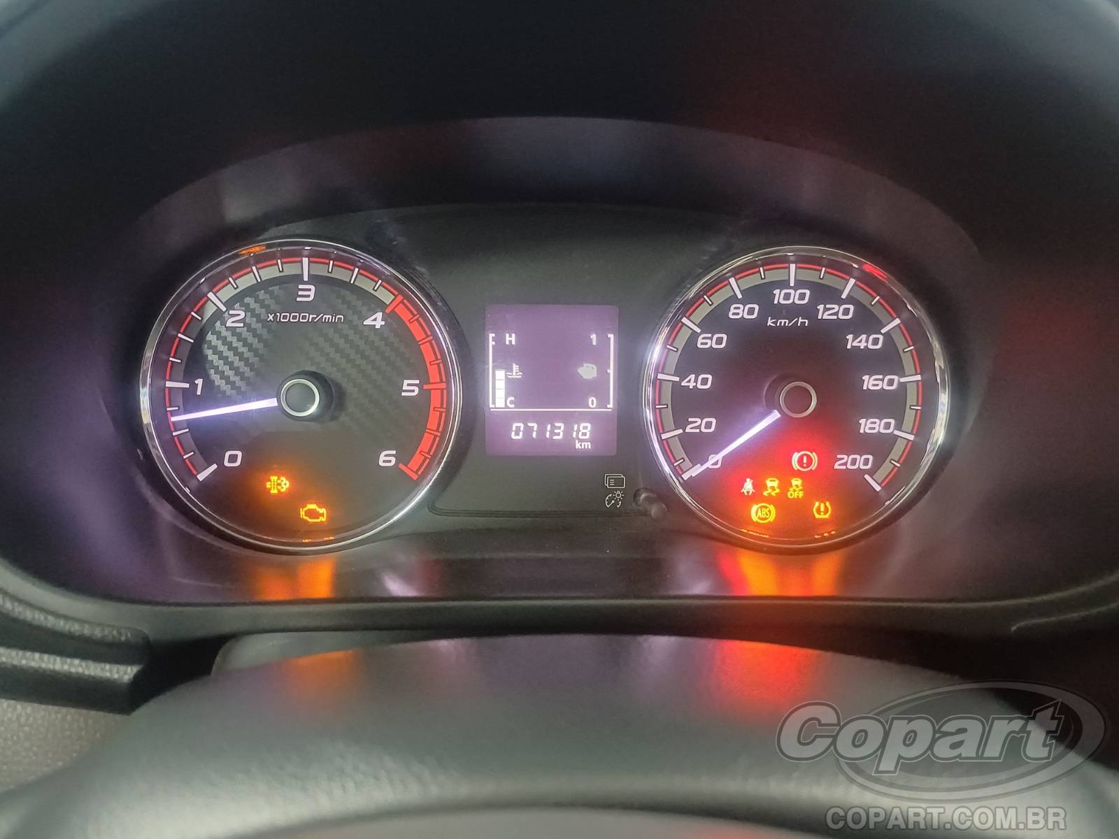 Foto 8 de 11: 2024 MITSUBISHI L200 TRITON
