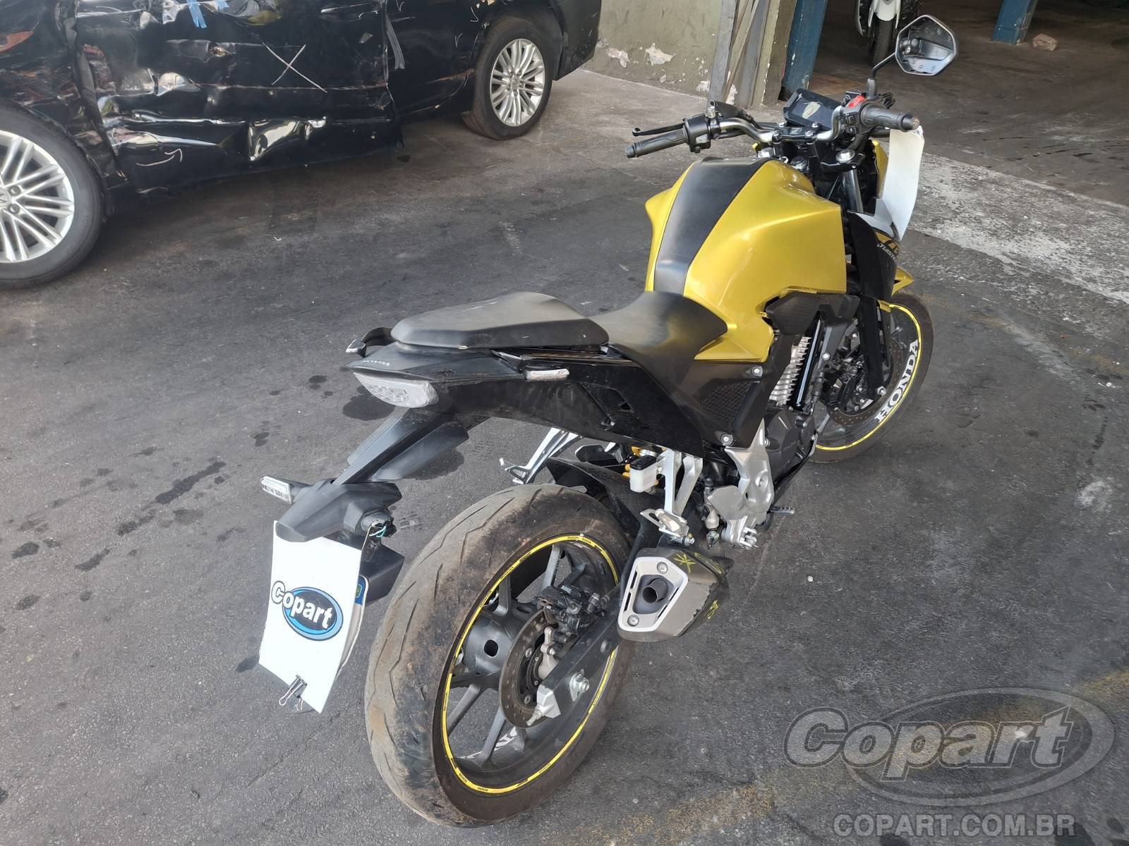 2024 HONDA CB 300F — foto 4 de 10