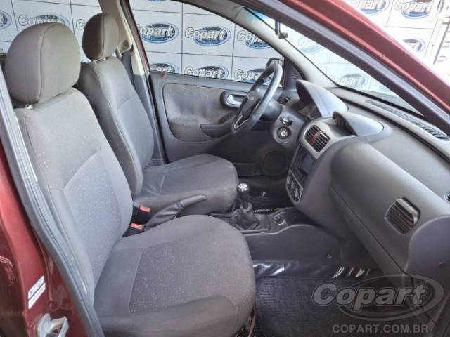 2010 CHEVROLET CORSA SEDAN 