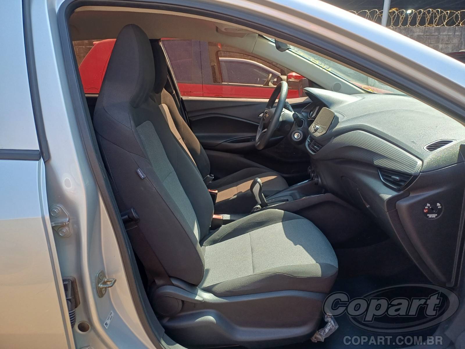 2020 CHEVROLET ONIX — foto 5 de 11