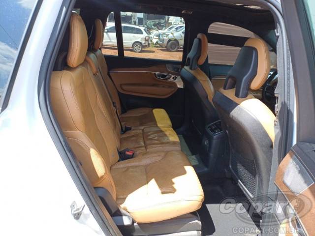 2018 VOLVO XC90 