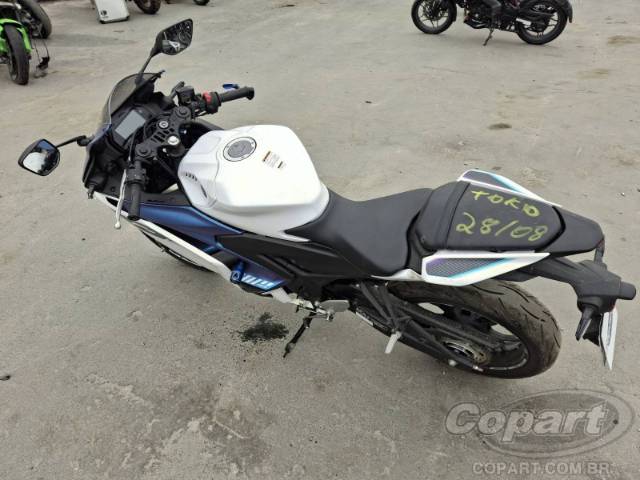 2026 YAMAHA YZF R3 