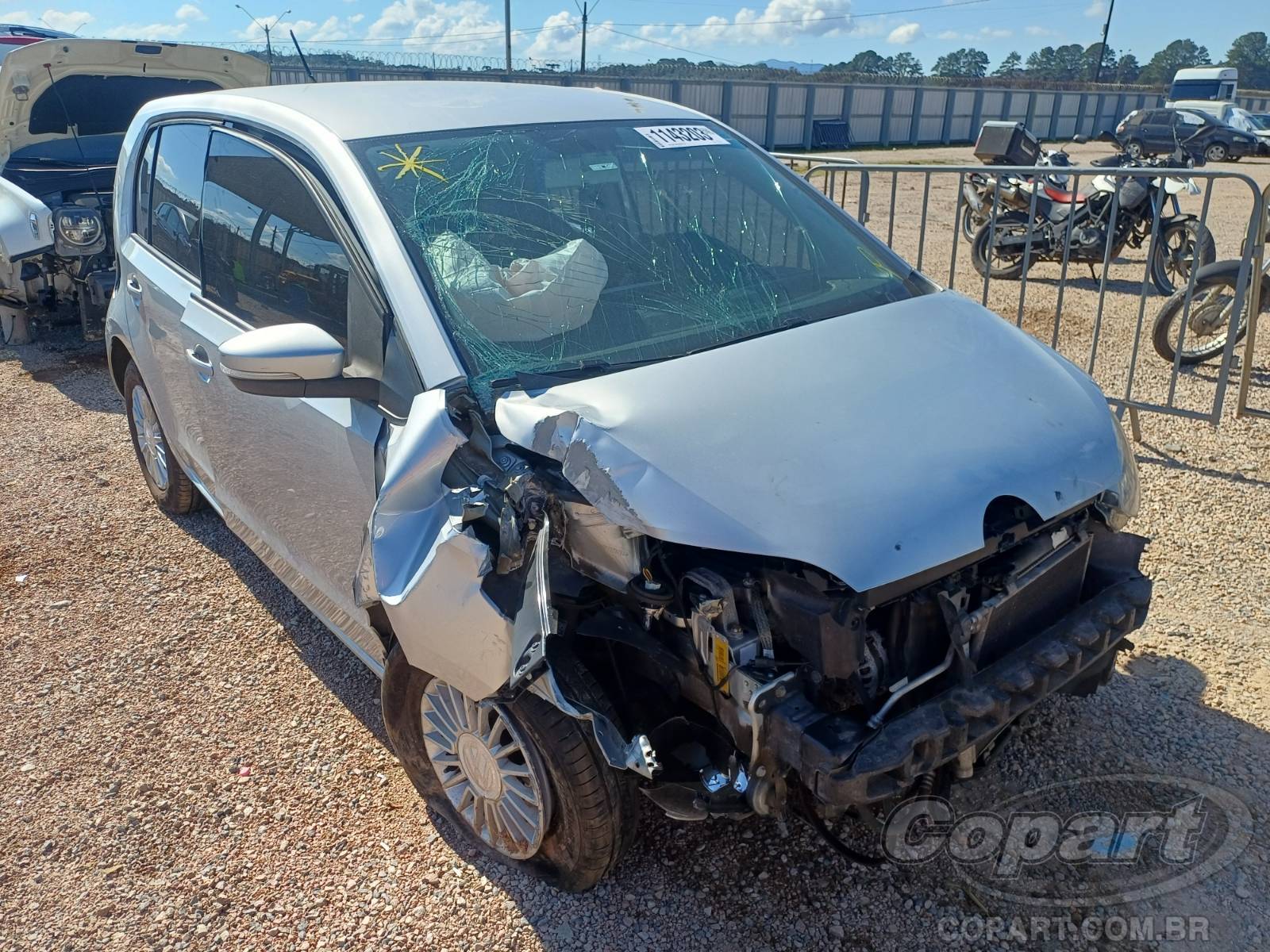 Volkswagen UP up! cross 1.0 T. Flex 12V 5p
