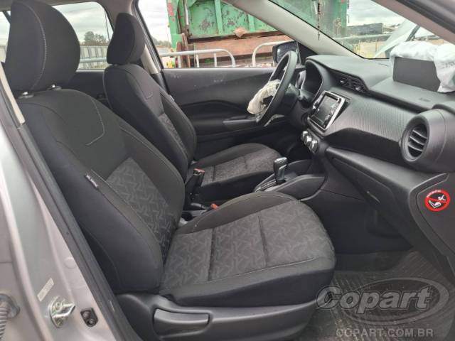 2023 NISSAN KICKS 
