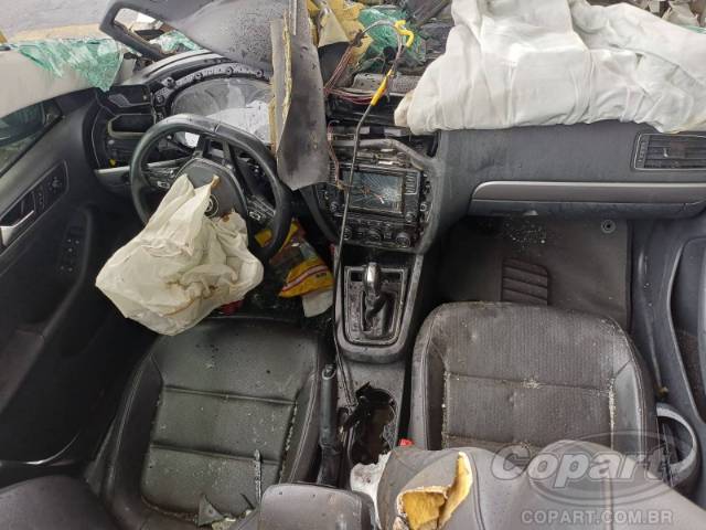 2017 VOLKSWAGEN JETTA 