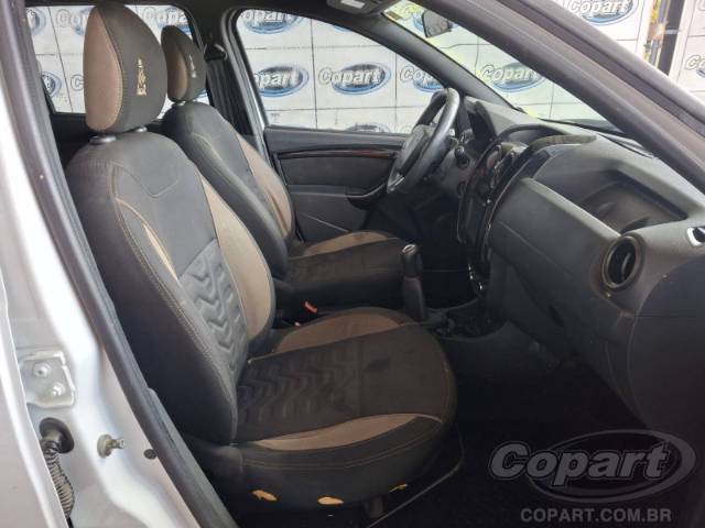 2016 RENAULT DUSTER 